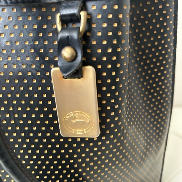 Black and Gold Bucket Bag - Picture 2 of 8